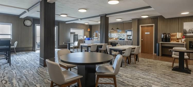 道森克里克智选假日套房酒店(Hotel Dawson Creek, SureStay Collection by Best Western)图片