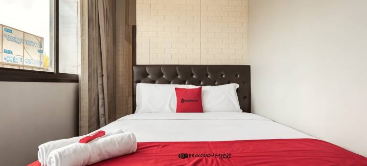 红多兹酒店-近丹绒杜仁2号(RedDoorz Near Tanjung Duren 2)图片