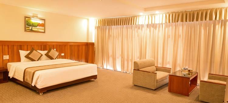 永广场酒店(Vinh Plaza Hotel)图片