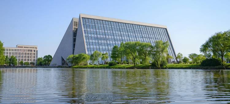 青春智选酒店(扬州大学城汇金谷店)图片