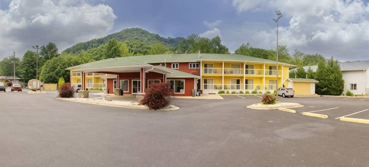 麦琪谷华美达酒店(Ramada by Wyndham Maggie Valley)图片