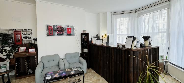 卡尔顿庭院酒店(Carlton Court Hotel)图片
