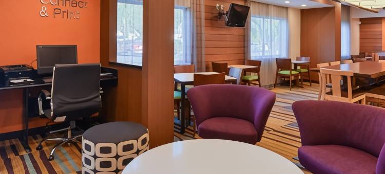杰克逊维尔橘园万枫酒店及套房(Fairfield Inn & Suites Jacksonville Orange Park)图片
