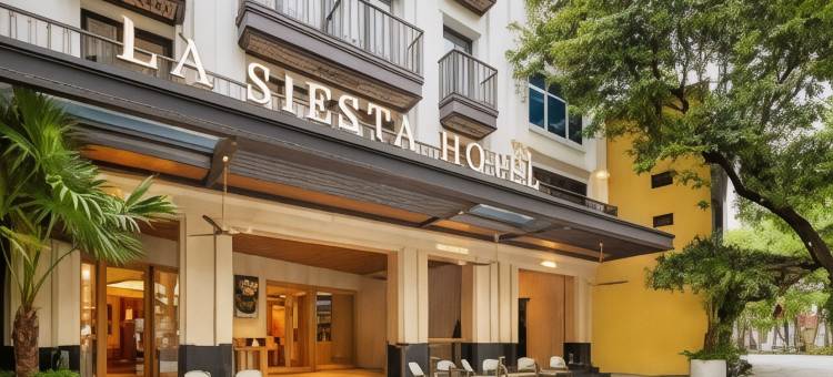 拉西埃斯塔高级湖畔酒店(La Siesta Premium Lakeside)图片