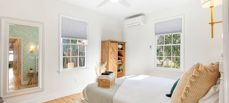 查尔斯顿套房：维多利亚套房 - 3卧/2卫 宽敞的户外空间(The Charleston Suites: the Victoria Suite - 3Bd/2ba Ample Outdoor Space)图片