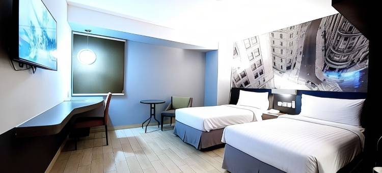 曼加杜阿广场霍鲁酒店(HORU Hotel Mangga Dua Square)图片