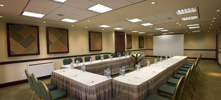 基伍湖塞雷娜酒店(Lake Kivu Serena Hotel)图片