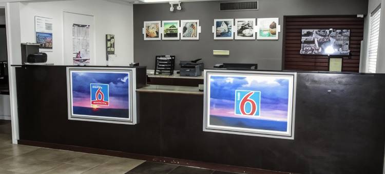 亚历山德里亚华美达旅馆(Motel 6 Alexandria, la - South)图片