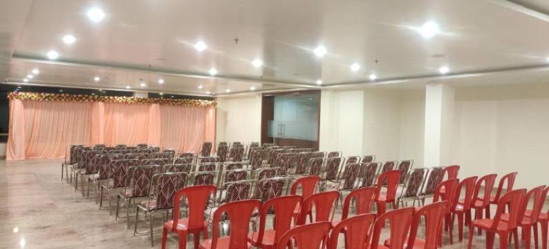 斯里希亚姆国际酒店(Hotel Shree Shyam International)图片