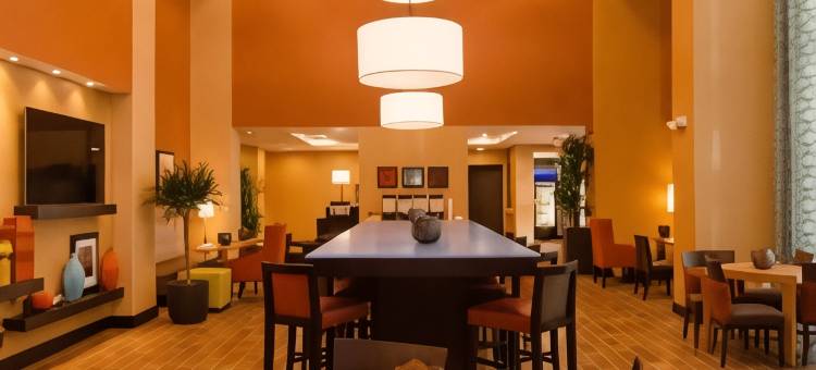 亨茨维尔欢朋酒店及套房(Hampton Inn & Suites Huntsville)图片