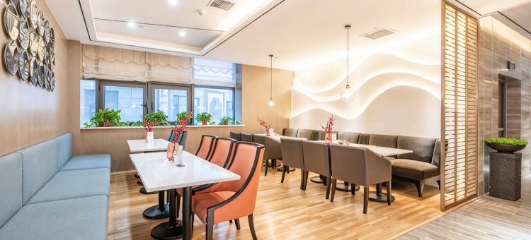 华陇国际假日酒店(天水站店)图片