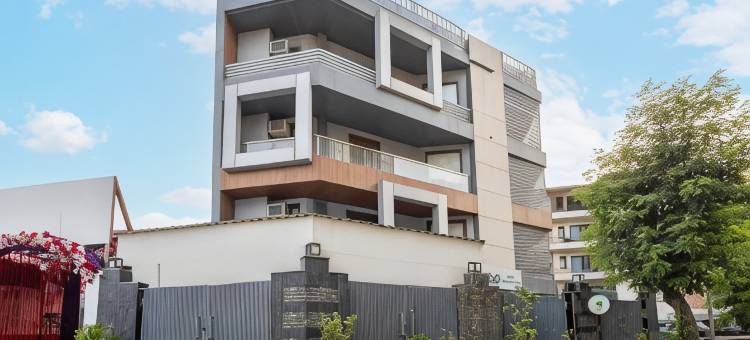 Fabhotel 诺伊达商务套房(Treebo Noida Business Suites)图片