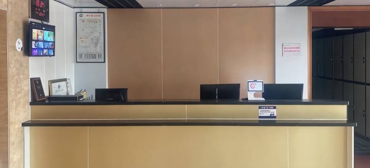 如家派柏·云酒店(青岛海水浴场中山公园地铁站店)图片