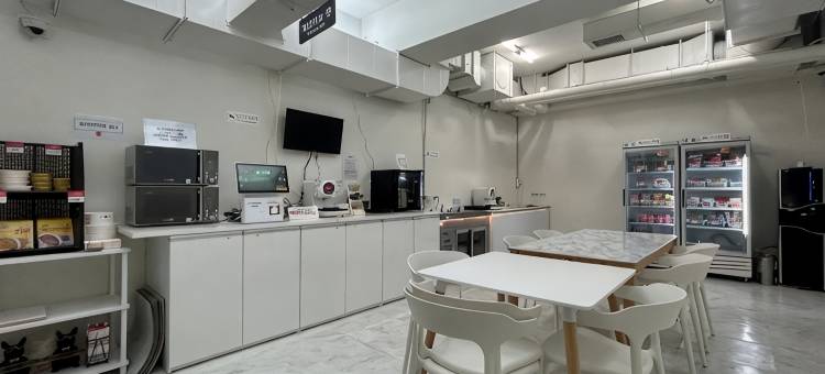 赡养伊乐华酒店(Anyang Illowa Hotel)图片