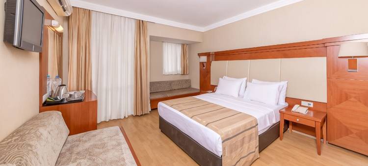 朱利安俱乐部酒店-全包式(Julian Club Hotel)图片