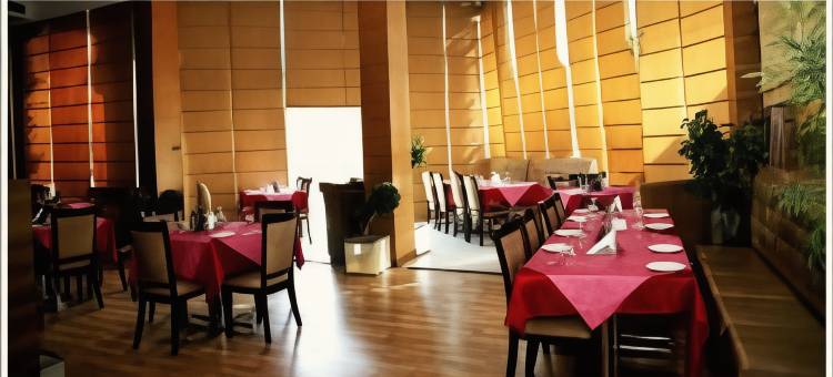 埃克博酒店(Eqbal Inn)图片