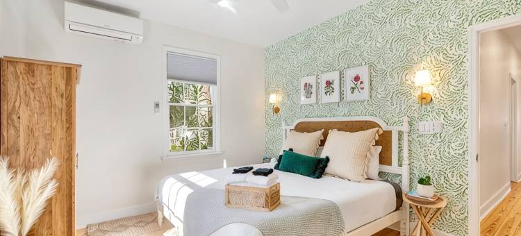 查尔斯顿套房：维多利亚套房 - 3卧/2卫 宽敞的户外空间(The Charleston Suites: the Victoria Suite - 3Bd/2ba Ample Outdoor Space)图片