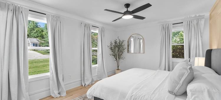 Location! w/King Beds+Hottub+GameRoom+Theater+Gym+Solo Stove Fire Pit图片