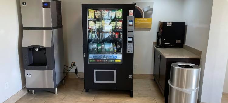 伊利诺伊州皮奥里亚6号工作室(Studio 6 Peoria, IL)图片