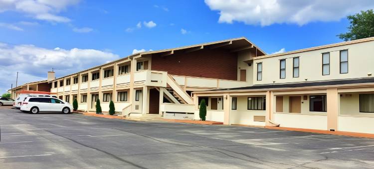 北芝加哥红毯酒店(Red Carpet Inn North Chicago)图片