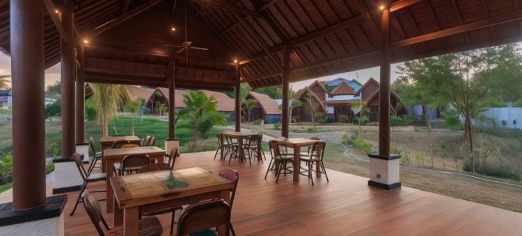 拉瓦纳丹戎利马拉布安巴霍别墅(The Lavana Tanjung Lima Laboan Bajo Villas)图片