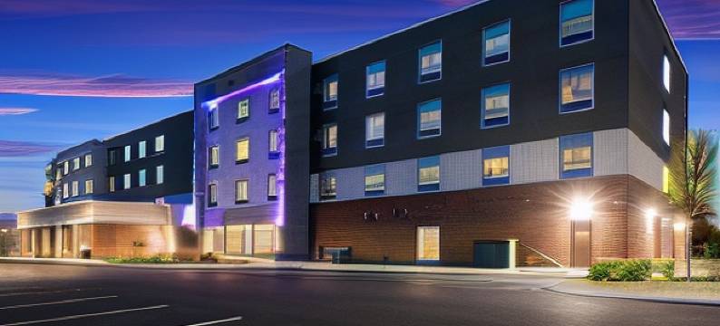 洲际酒店集团智选假日酒店及套房芝加哥 - 霍夫曼庄园(Holiday Inn Express & Suites CHICAGO - HOFFMAN ESTATES by IHG)图片