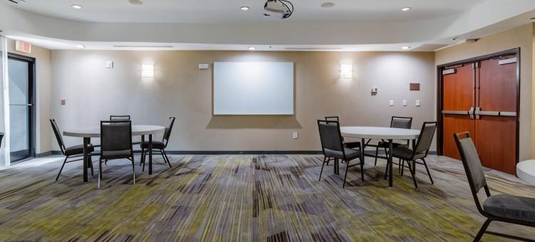 布朗维克万怡酒店(Courtyard by Marriott Brunswick)图片