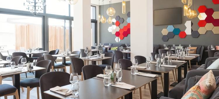 沙勒罗瓦中心诺富特酒店(Novotel Charleroi Centre)图片