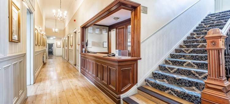 林普利斯托克贝斯特韦斯特酒店(Best Western Limpley Stoke Hotel)图片