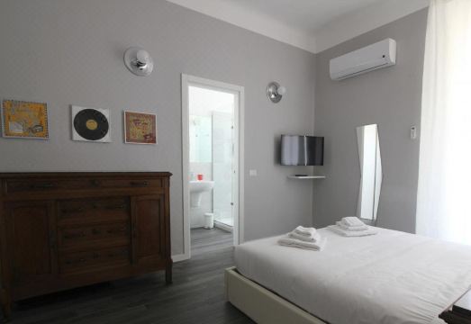 Italianway Easy - Melzo 12 - Swing Hotel Overview