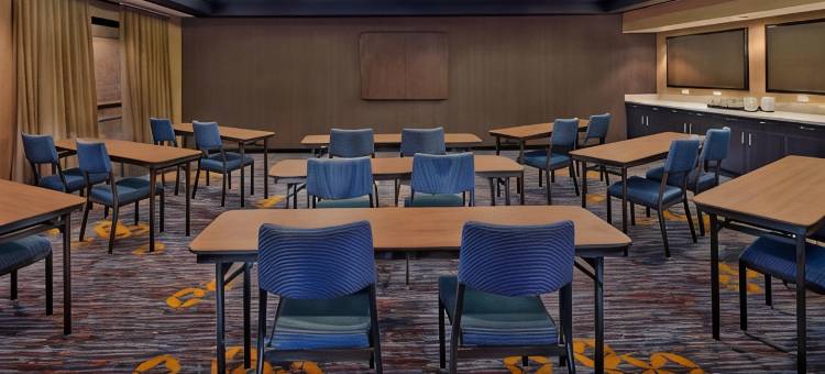 基韦斯特海滨万怡酒店(Courtyard Key West Waterfront)图片