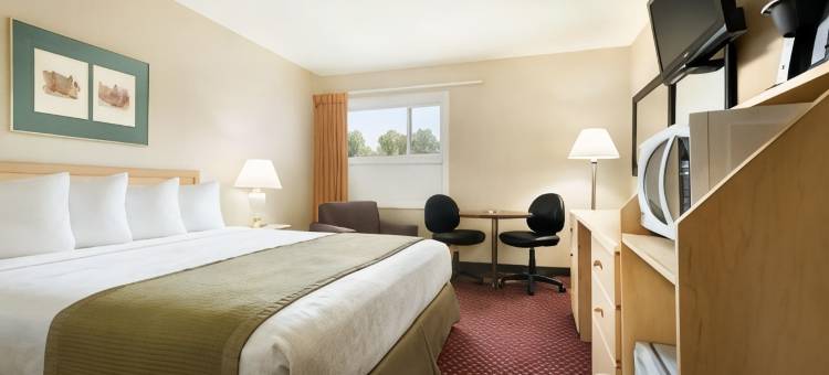 Travelodge by Wyndham(Travelodge 莱斯布里奇)(Travelodge by Wyndham Lethbridge)图片