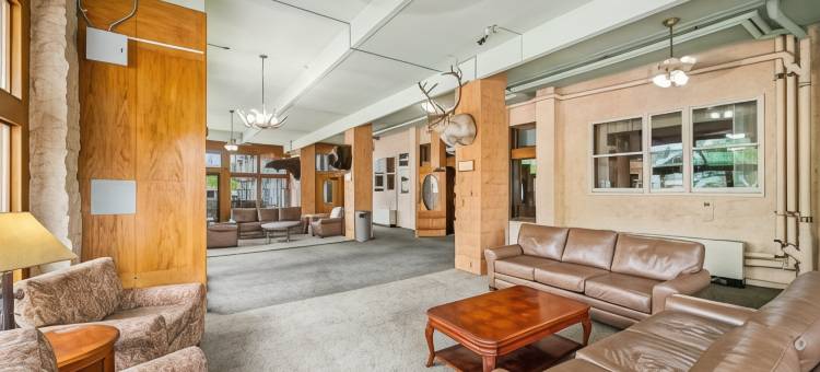 费尔班克斯凯隆套房酒店-近温赖特堡(Clarion Hotel & Suites Fairbanks Near Ft Wainwright)图片