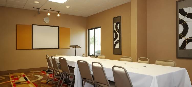 I-75迈尔斯堡机场欢朋酒店(Hampton Inn Ft. Myers-Airport I-75)图片