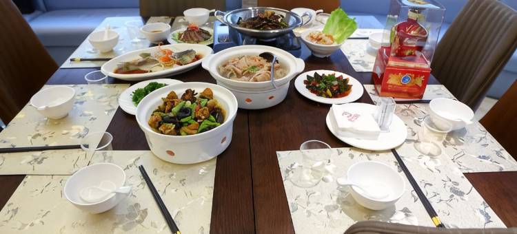 逸佳大酒店(十堰竹溪县绿谷中央城店)图片