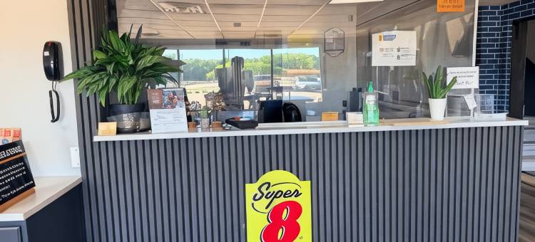 马克姆速8酒店(Super 8 by Wyndham Macomb)图片