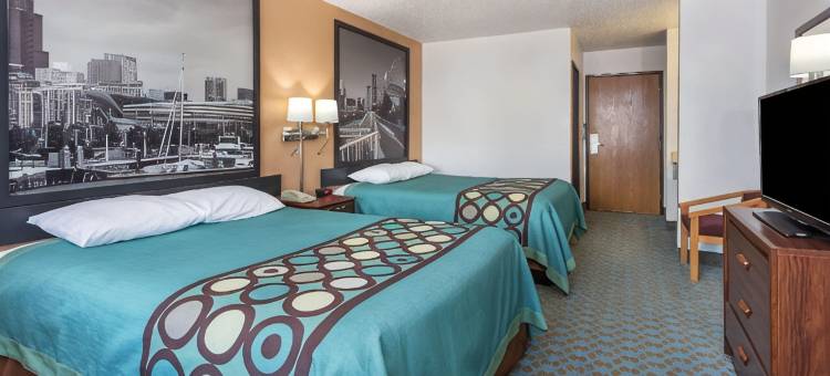 伯旁奈斯-坎卡基地区速8酒店(Super 8 by Wyndham Bourbonnais/Kankakee Area)图片