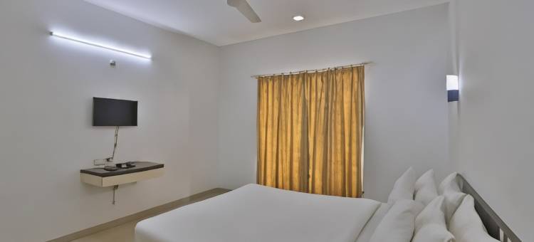 锡尔瓦萨乌特卡什酒店(Utkarsh Hotel)图片
