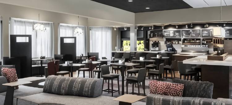 芝加哥奥黑尔万怡酒店(Courtyard Chicago O'Hare)图片