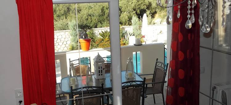 艾奥尼安莱夫卡斯别墅酒店(Ionian Villas)图片