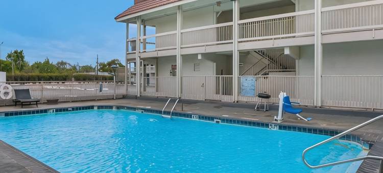 达拉斯市场中心6号汽车旅馆(Motel 6 Dallas, TX - Market Center)图片