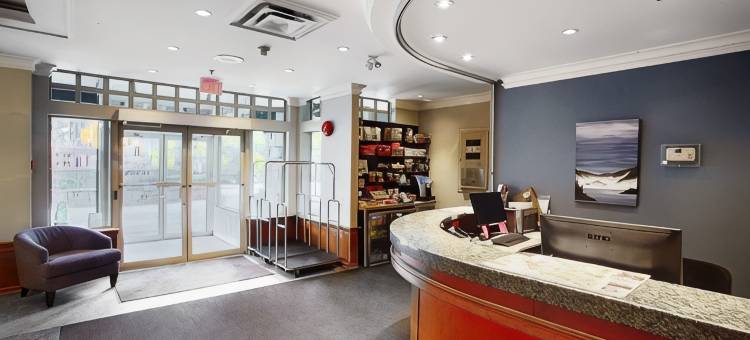 顶峰惠斯勒酒店(Pinnacle Hotel Whistler)图片