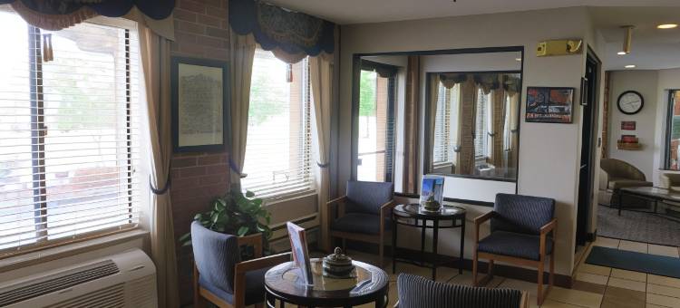 布恩呗盟套房酒店(Baymont by Wyndham Boone)图片