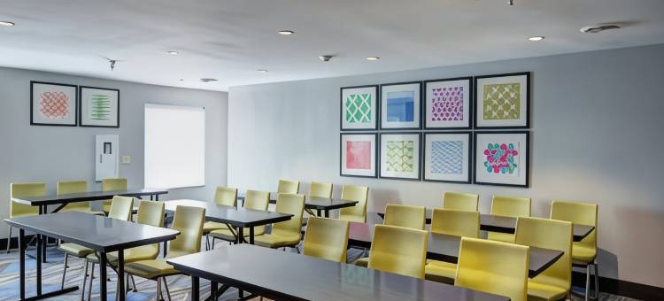 智选假日酒店-南哥伦布/奥贝茨(Holiday Inn Express Columbus South - Obetz)图片