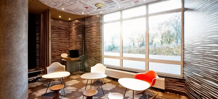 宜必思华沙奥斯卓博拉米斯卡酒店(Ibis Warszawa Ostrobramska)图片