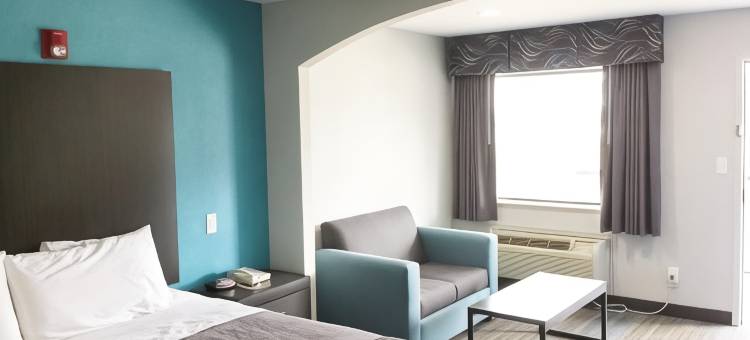 休斯顿蒙特贝尔维尤美洲最佳价值套房酒店(Americas Best Value Inn and Suites Mont Belvieu)图片