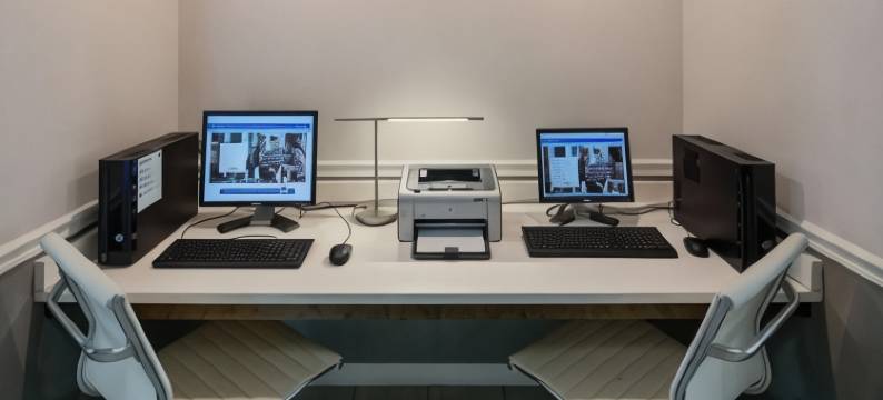 可可华美达酒店(Ramada by Wyndham Cocoa)图片