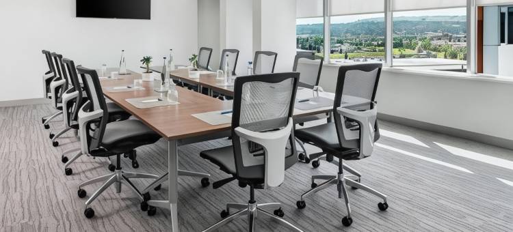 卡尔加里国际机场源宿酒店(Element Calgary Airport)图片