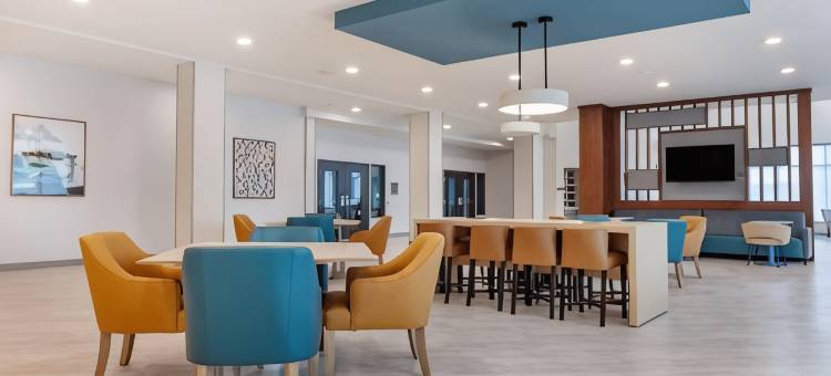 格罗夫麦迪逊舒适小屋套房酒店(Comfort Suites Cottage Grove-Madison)图片