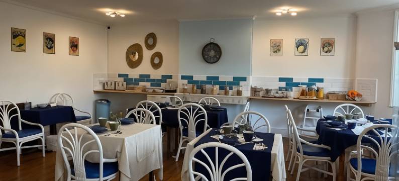 韦斯特沃德霍酒店(Westward Ho Hotel)图片